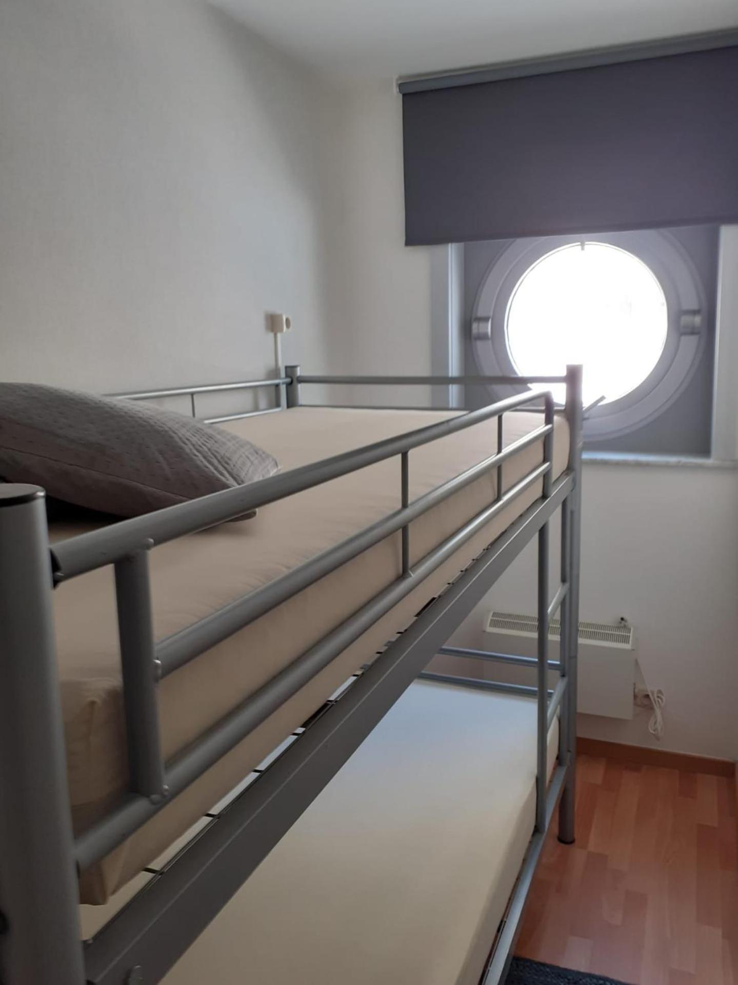 Apartamento Cozy 2 Bedroom With Swimming Pool T53
