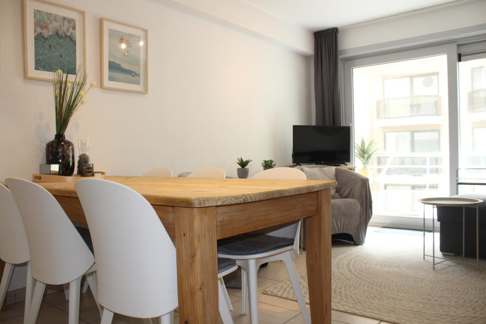 Apartamento Cozy 2 Bedroom With Swimming Pool T53 Ostende